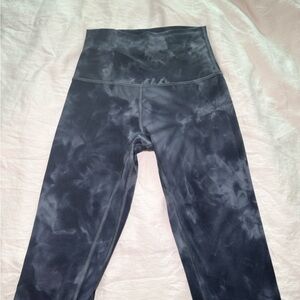 Lululemon smoke grey align leggings